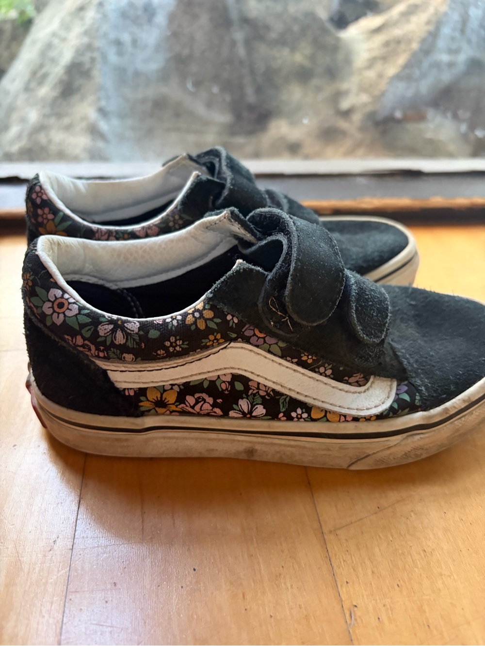 Kids Vans Floral Slip-On Sneakers with Velcro Strap - Black